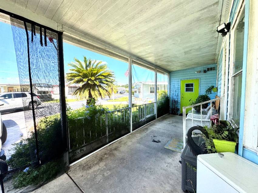 16 Henry Drive a Winter Haven, FL Mobile or Manufactured Home for Sale